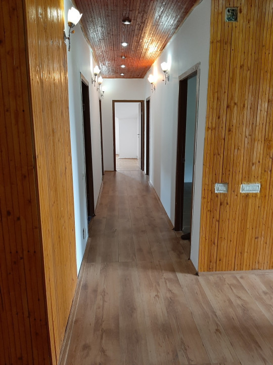 Vila in Dragomiresti Deal, Ilfov, 8 Km de metrou Pacii, 9 camere