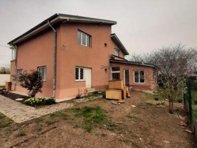 Casa in Domnesti-Clinceni, zona Peny