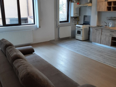 Apartament doua camere( rezidential sau pentru birou )Zona Apusului-Pacii