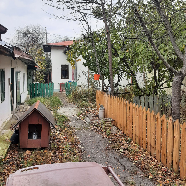 Casa individuala, renovata 2010, zona Soseaua Chitila-Bucurestii Noi 