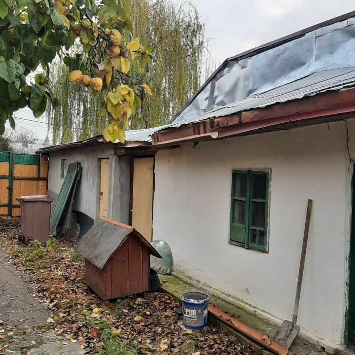 Casa individuala, renovata 2010, zona Soseaua Chitila-Bucurestii Noi 