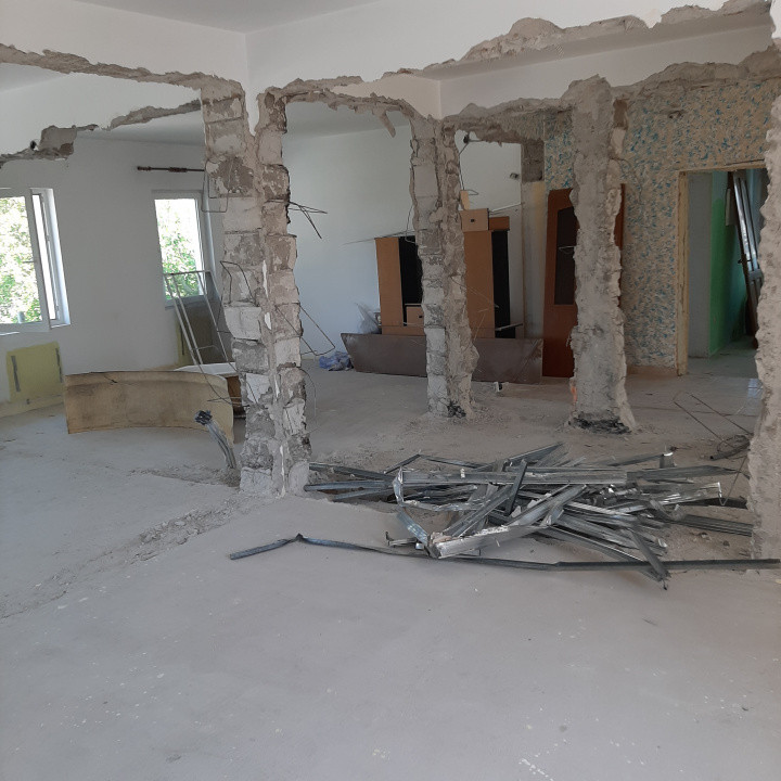 Casa individuala. Gradinita, spatiu firma zona Cartierului Latin, Pr. Ghencea