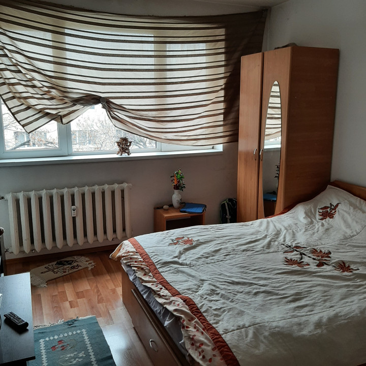 Trei camere, in Drumul Taberei, zona Afi Cotroceni - Orizont - Razoare