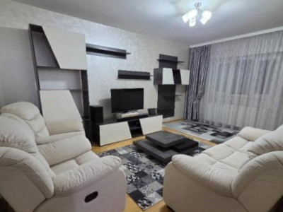 Vanzare 3 Camere Militari