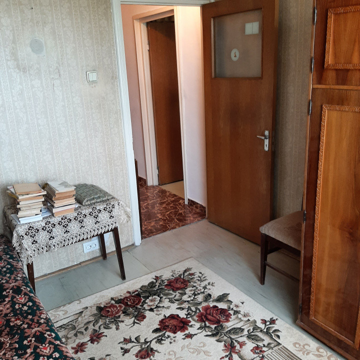 Trei camere in Militari, Str. Cetatea de Balta, aproape de Lacul Morii