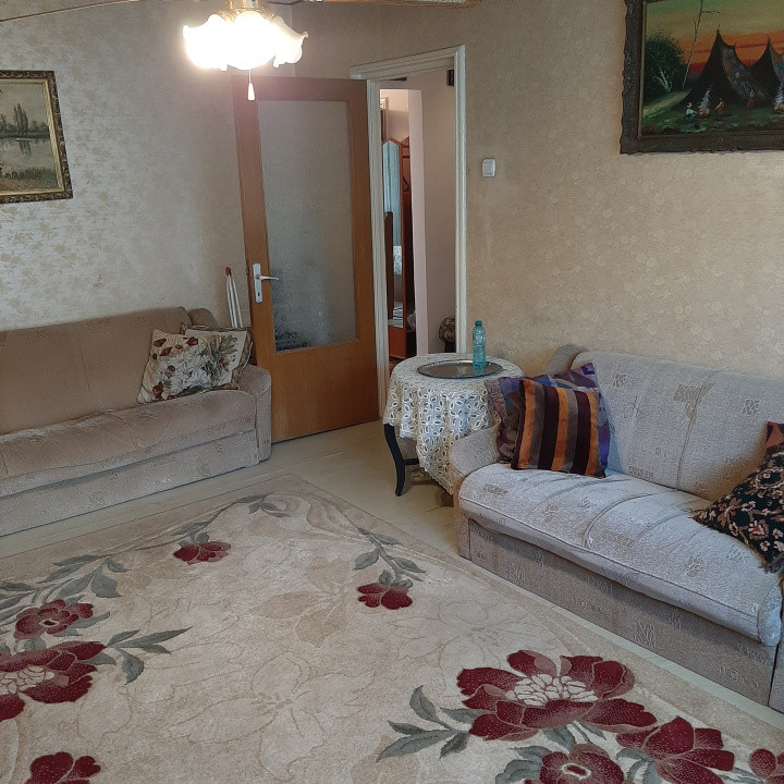 Trei camere in Militari, Str. Cetatea de Balta, aproape de Lacul Morii