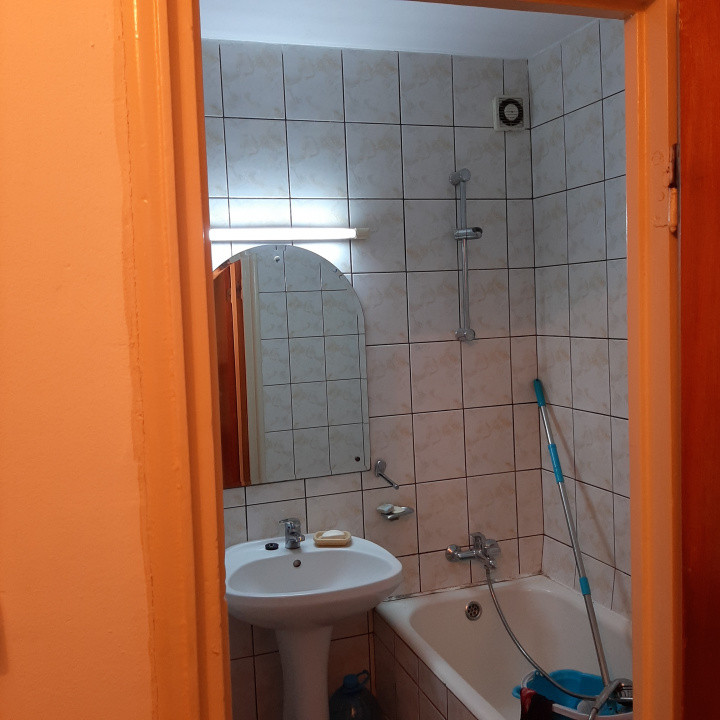 Trei camere in Militari, Str. Cetatea de Balta, aproape de Lacul Morii
