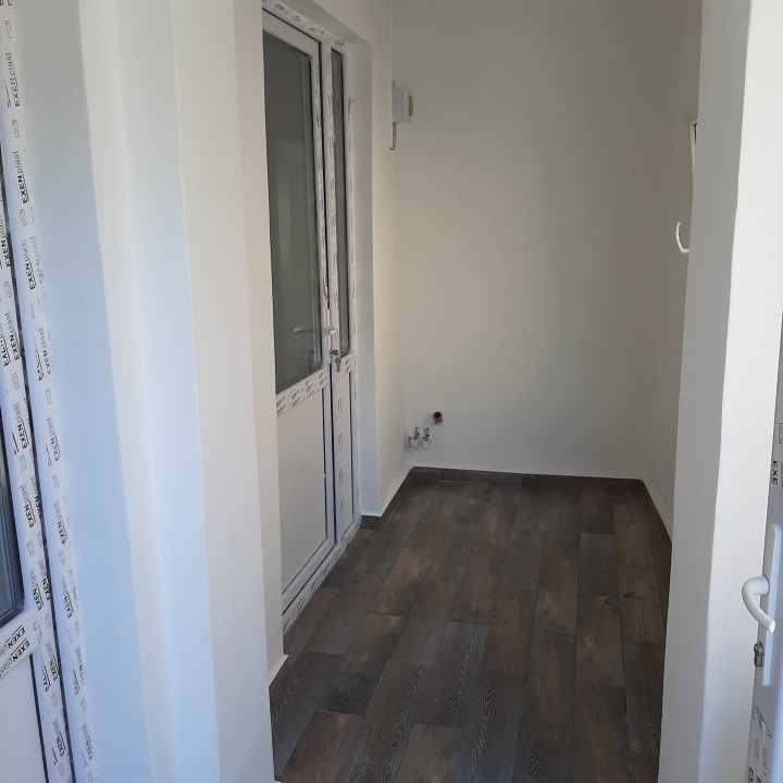 Casa batraneasca, renovara, zona Intersectiei str. Alexandriei cu Antiaeriana