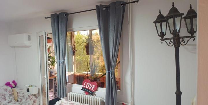 Vanzare 3 Camere Militari