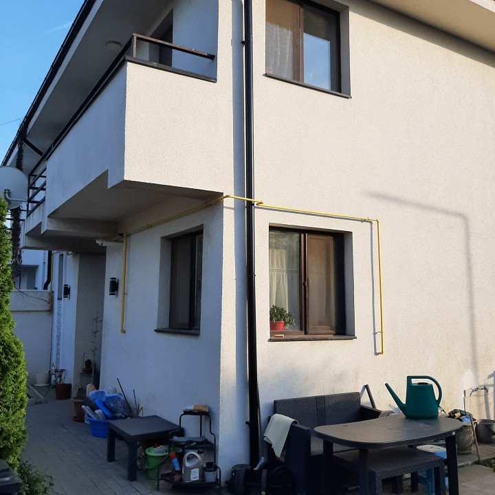Vila individuala in Duplex, Bragadiru, zona parcului str. Martisor-Ghidigeni.