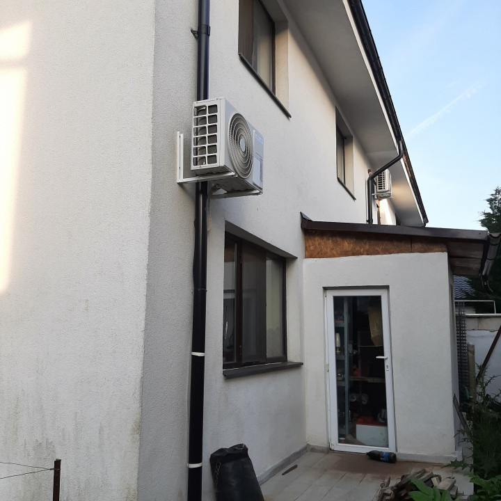 Vila individuala in Duplex, Bragadiru, zona parcului str. Martisor-Ghidigeni.