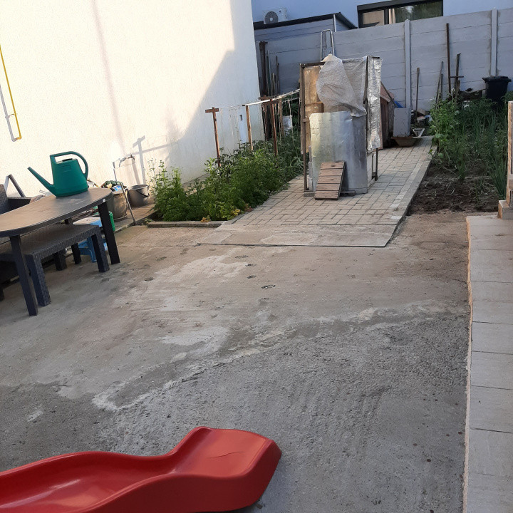 Vila individuala in Duplex, Bragadiru, zona parcului str. Martisor-Ghidigeni.