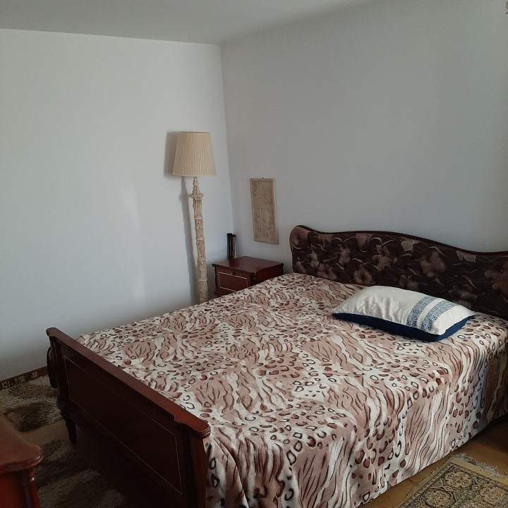 Vila individuala in Duplex, Bragadiru, zona parcului str. Martisor-Ghidigeni.