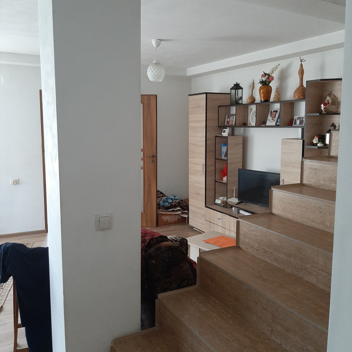 Casa individuala, in Domnesti, central, cu 600 mp tern