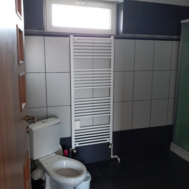 Casa individuala, in Domnesti, central, cu 600 mp tern