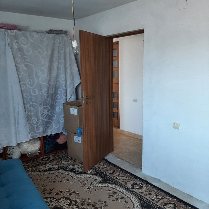 Casa individuala, in Domnesti, central, cu 600 mp tern