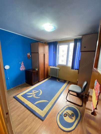 Vanzare 3 Camere Militari