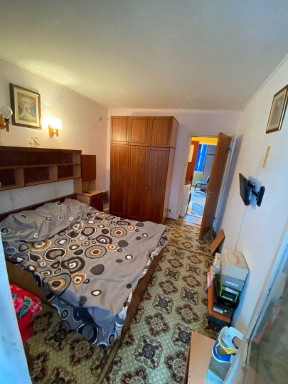 Vanzare 3 Camere Militari