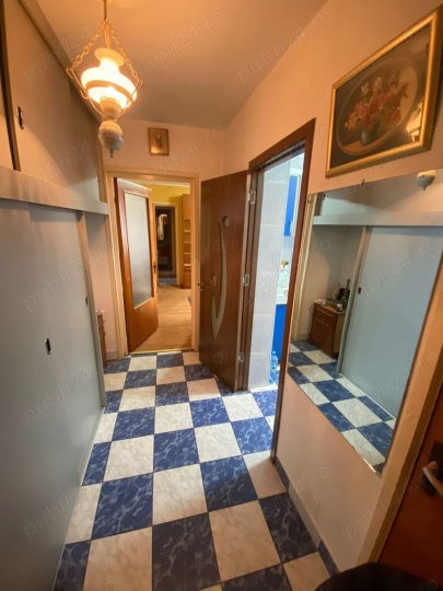 Vanzare 3 Camere Militari