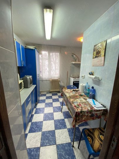 Vanzare 3 Camere Militari