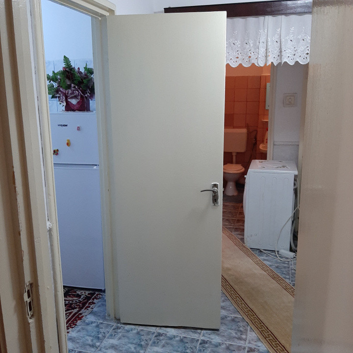 Doua camere, Militari, zona intersectia Iuliu Maniu cu Apusului