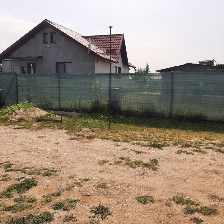 Teren 585 mp, intravilan, in Domnesti catre Teghes, din str. Curtea Domneasca