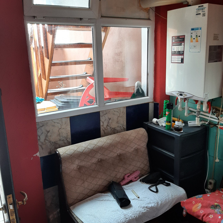 Casa individuala, la calcan fara curte. Zona Margeanului - Antiaeriana