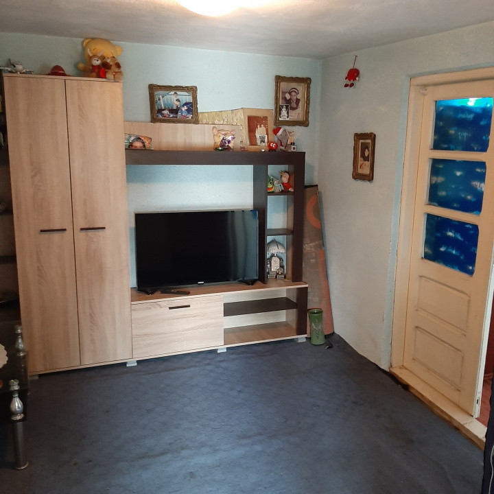 Casa individuala, la calcan fara curte. Zona Margeanului - Antiaeriana