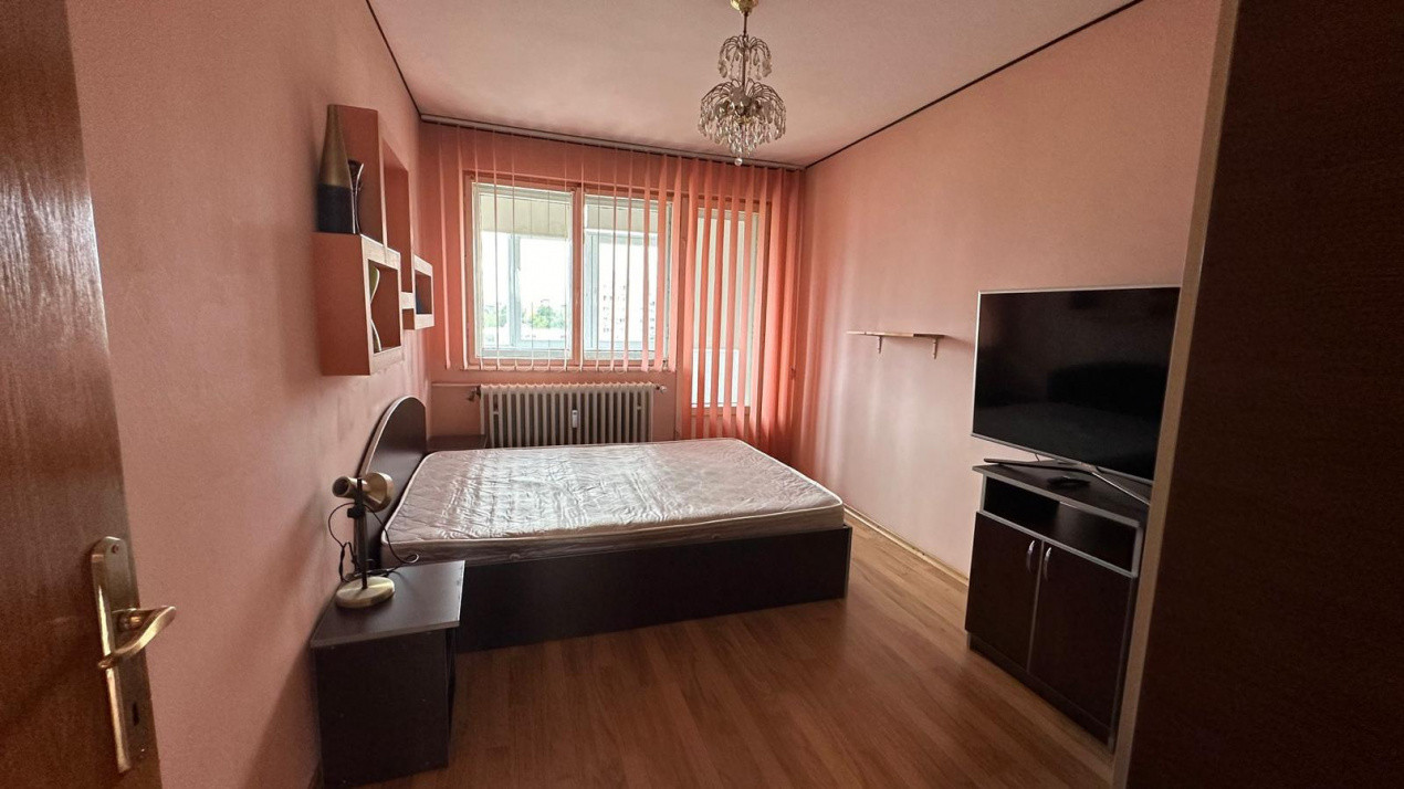 Trei camere, langa piata Moghioros si statia de metrou Tudor Vladmirescu
