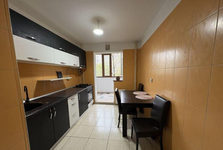 Vanzare 3 Camere Crangasi