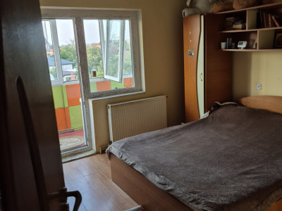 Apartament trei camere, cartierul Militari, Zona Restaurantului Cocosu'Rosu