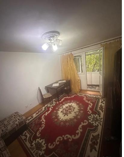 Vanzare 2 Camere Militari