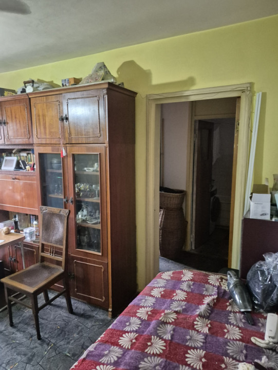 Apartament trei camere, cartierul Militari, zona Gorjului, str Mohorului