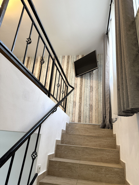 Apartament 3 camere tip duplex, Prelungirea Ghencea–Valea Larga, loc parcare