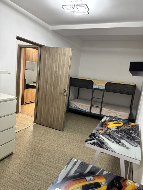 Apartament 3 camere tip duplex, Prelungirea Ghencea–Valea Larga, loc parcare