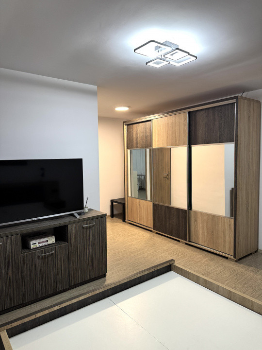 Apartament 3 camere tip duplex, Prelungirea Ghencea–Valea Larga, loc parcare