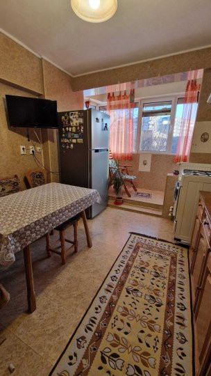 Vanzare 3 Camere Militari