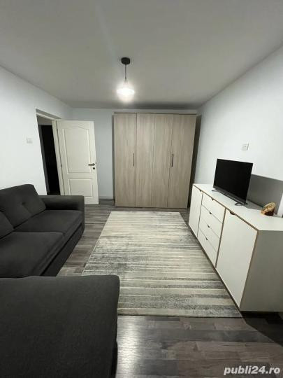 Vanzare 3 Camere Militari