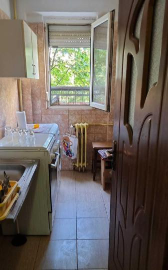 Vanzare 2 Camere Militari
