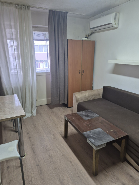 Doua camere Militari, zona Valea Lunga