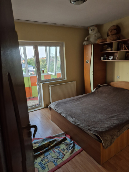 Apartament trei camere, cartierul Militari, Zona Restaurantului Cocosu'Rosu