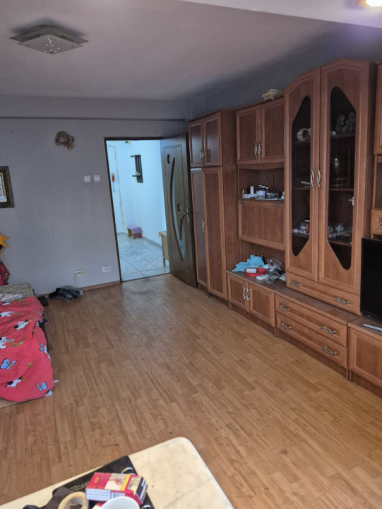 Apartament trei camere, cartierul Militari, STB 106, Zona Margelelor,Cocosu'Rosu