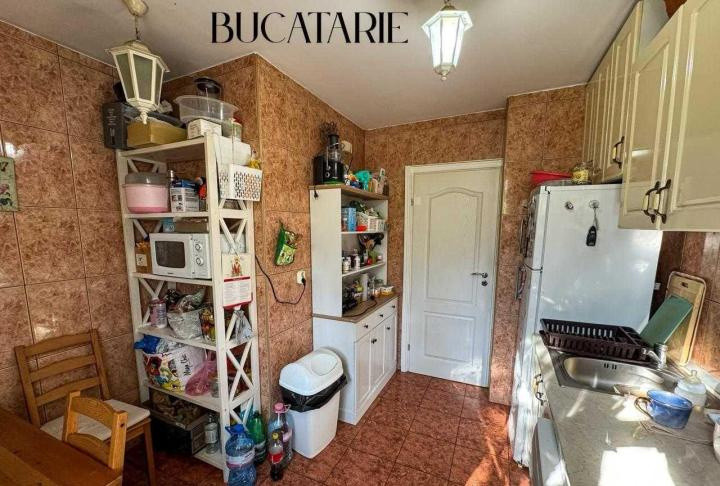 Vanzare 3 Camere Militari