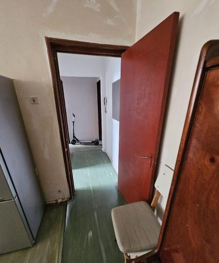 Vanzare 3 Camere Militari