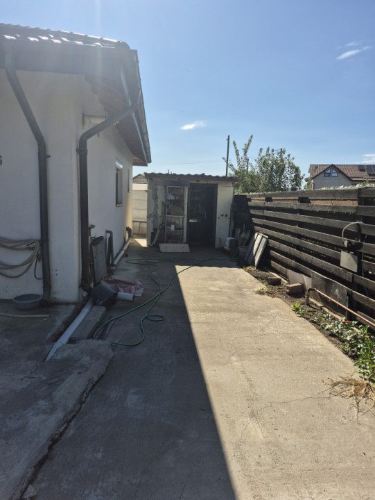 Casa individuala parter, Domnesti, zona Craitei-Foisorului. Investitie buna.