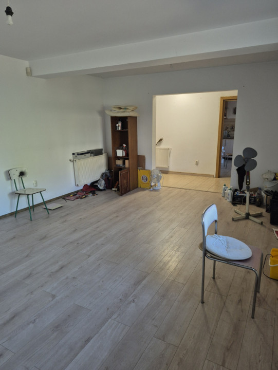 Casa individuala parter, Domnesti, zona Craitei-Foisorului. Investitie buna.