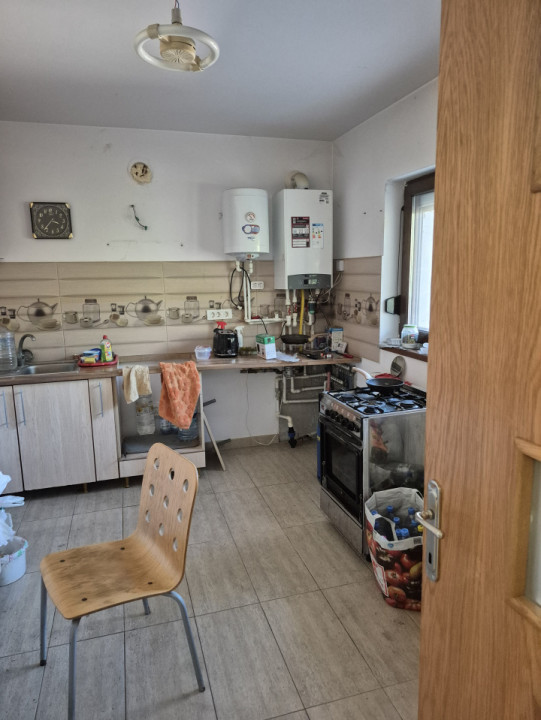 Casa individuala parter, Domnesti, zona Craitei-Foisorului. Investitie buna.